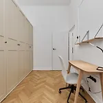 شقة The Market Square Siedmiu Elektorow By Renters